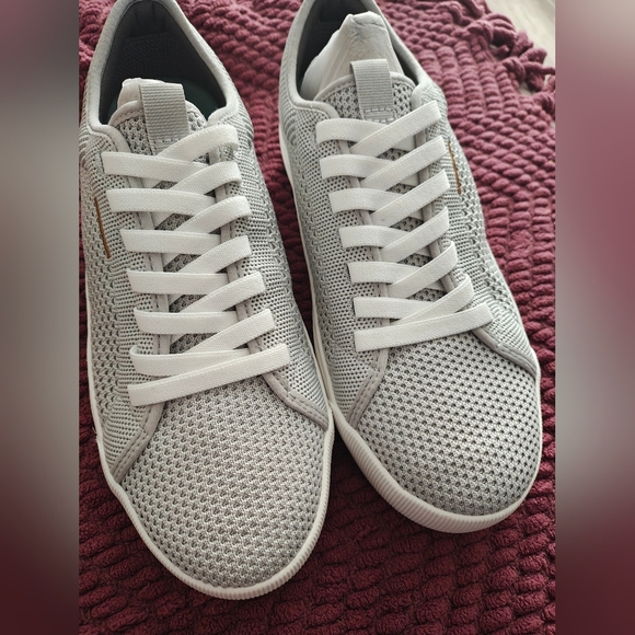 Dr. Scholl's Gray Women's Sneakers - Picture 4 of 11